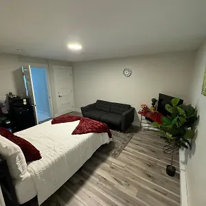 Choicest Cozy Homestay